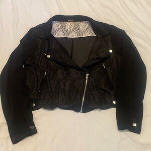 Temperance black top